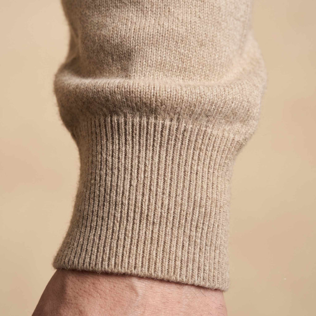 Men's Undyed Cashmere Quarter-Zip Sweater - Executive