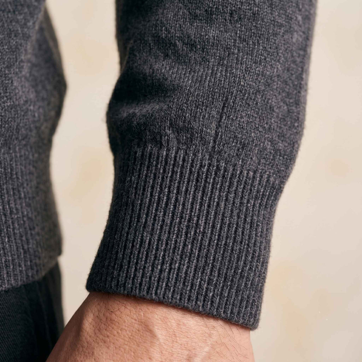 Men's Undyed Cashmere Quarter-Zip Sweater - Executive