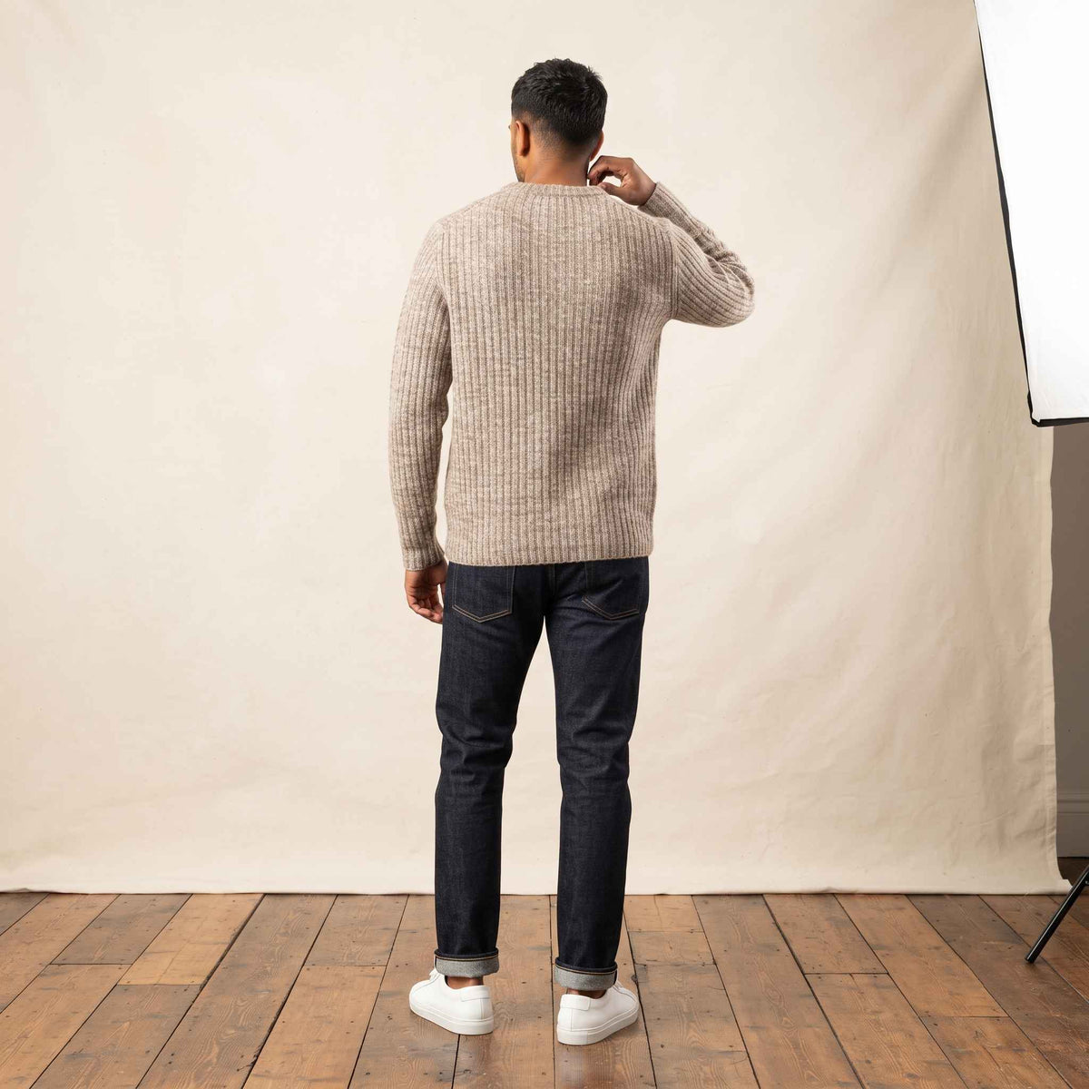 Men's Undyed Ribbed Cashmere Crewneck Sweater - Signature