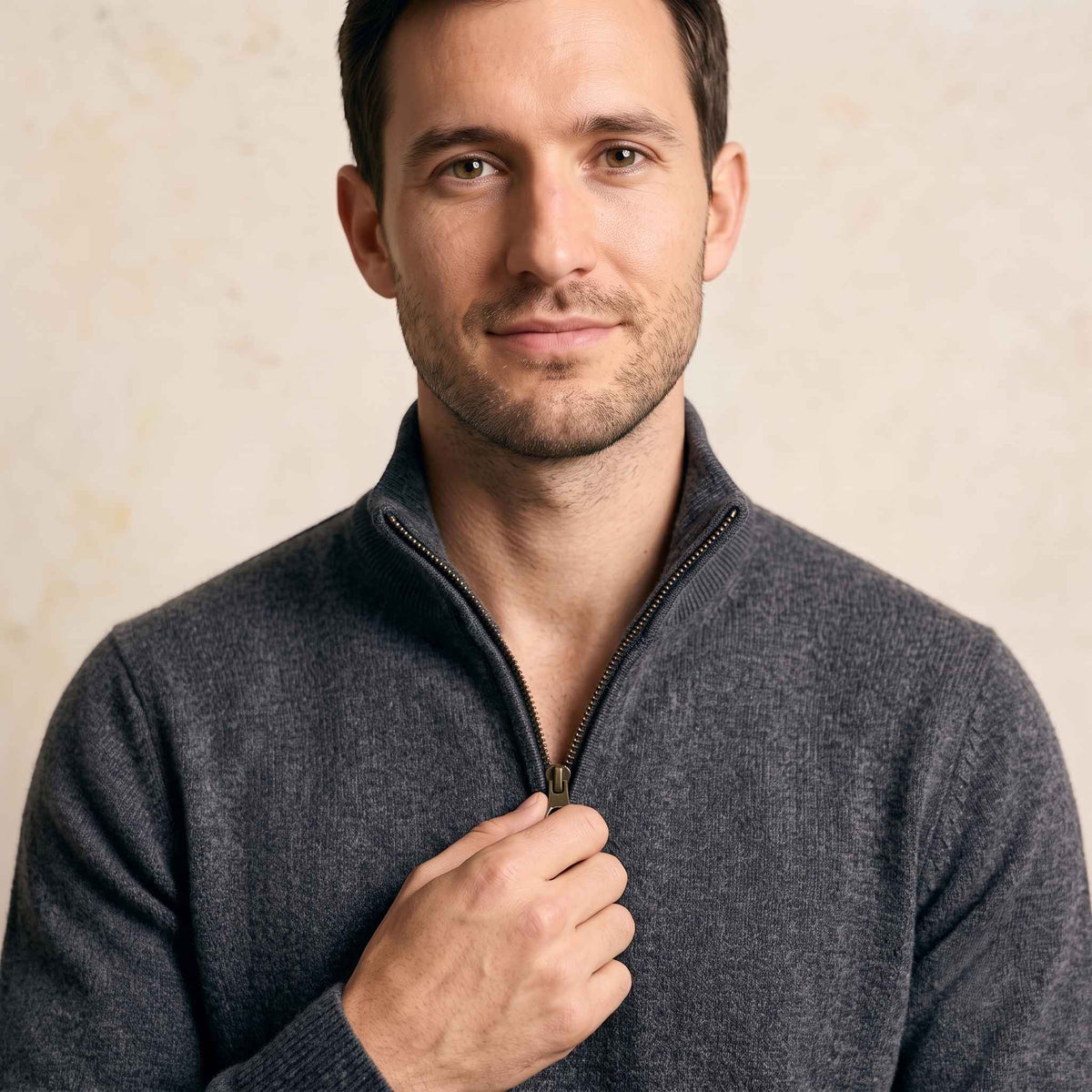Men's Undyed Cashmere Quarter-Zip Sweater - Executive