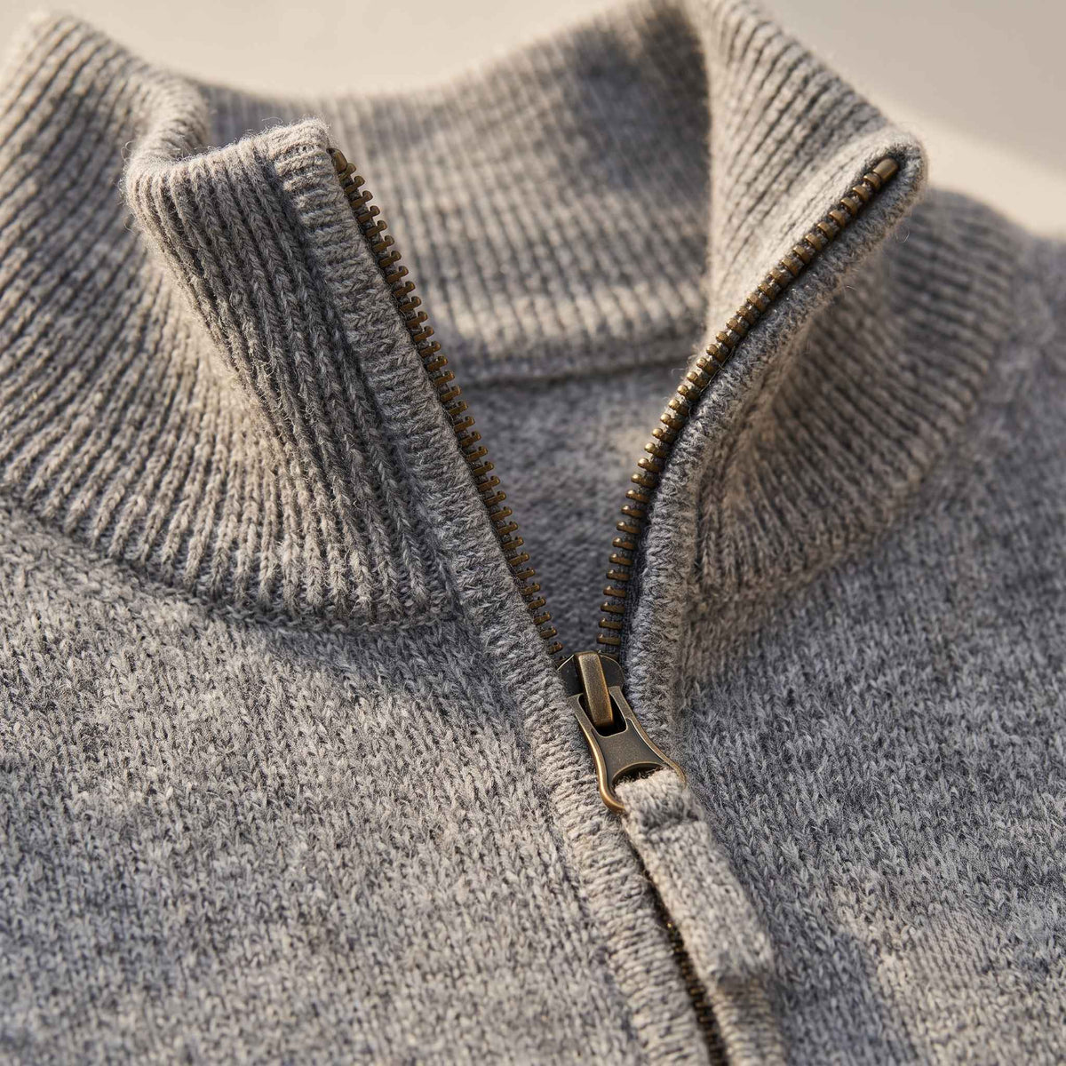 Men's Undyed Cashmere Quarter-Zip Sweater - Executive