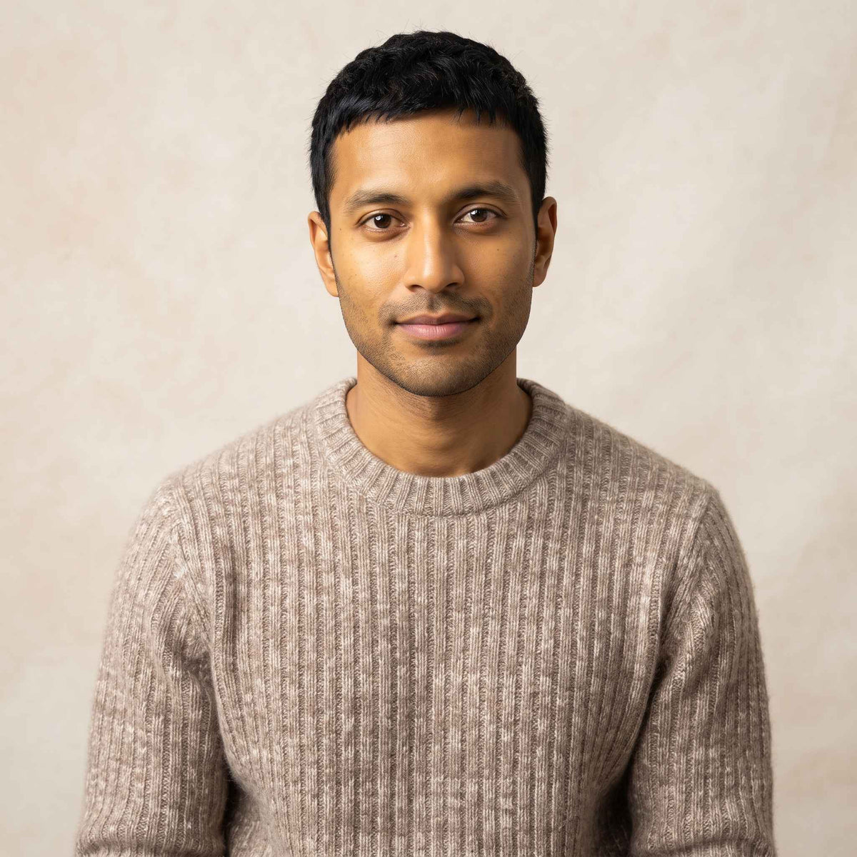 Men's Undyed Ribbed Cashmere Crewneck Sweater - Signature