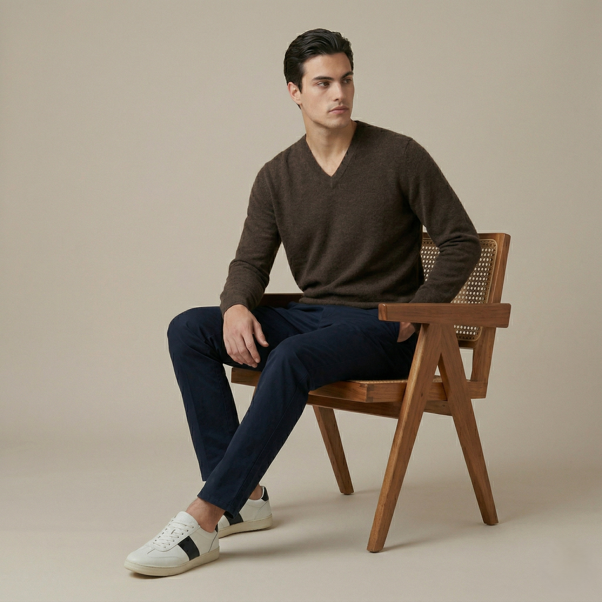 Men's Cashmere V-Neck Sweater - The Original