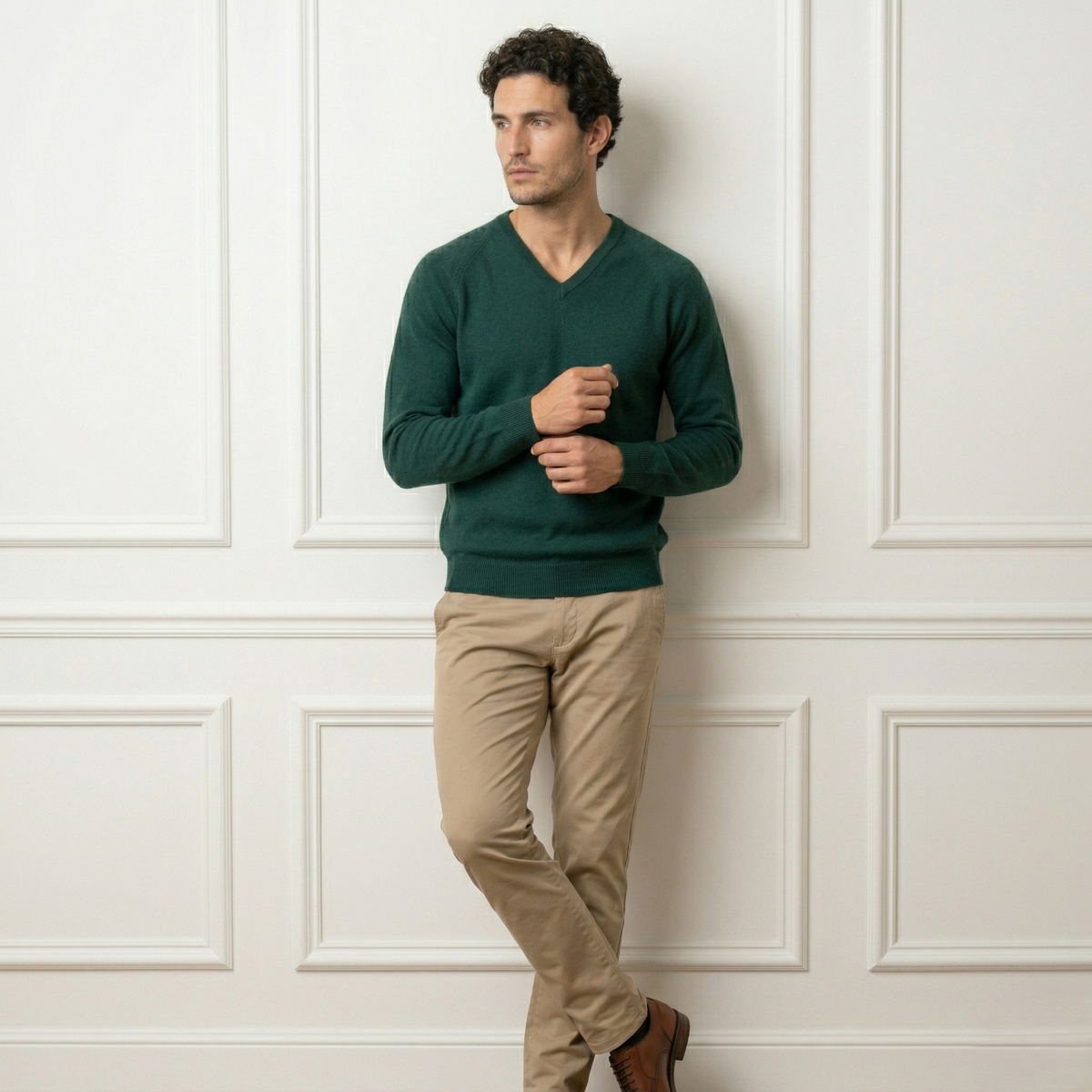 Men's Cashmere V-Neck Sweater - The Original