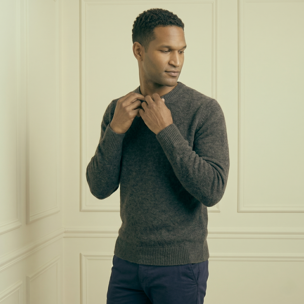 Men's Undyed Cashmere Crewneck Sweater - Executive