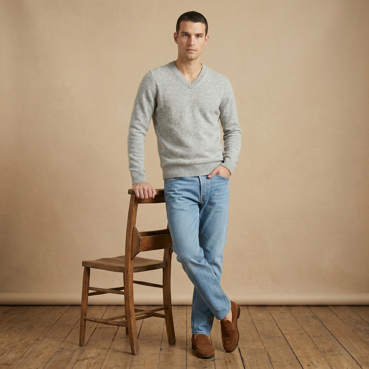 Men's Undyed Cashmere V-Neck Sweater - Executive