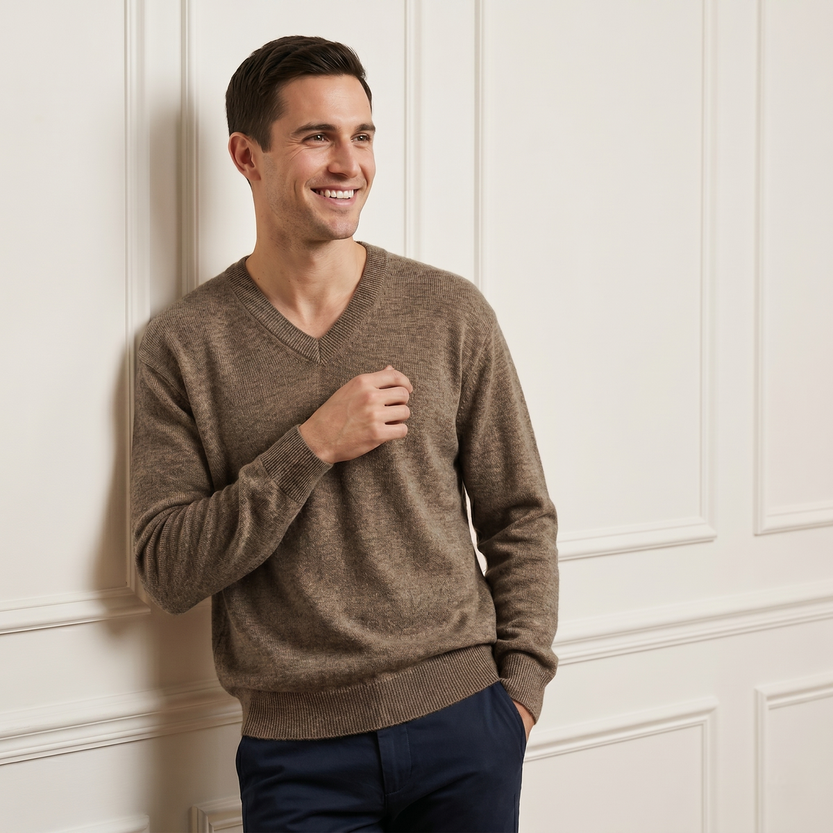 Men's Undyed Cashmere V-Neck Sweater - Executive